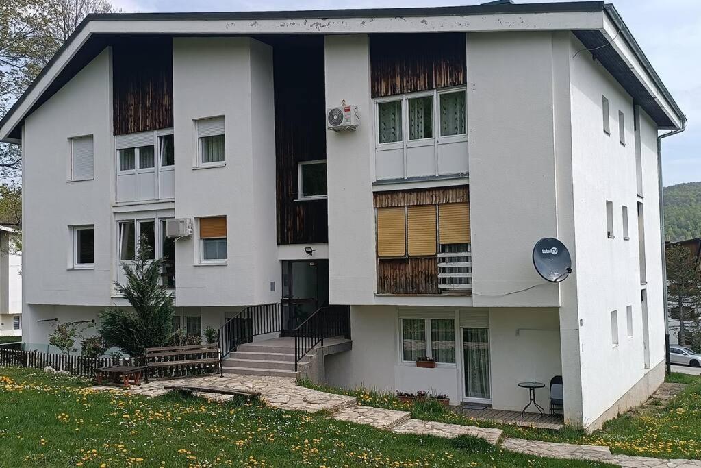 Plitvice Green Apartment Plitvička Jezera Buitenkant foto